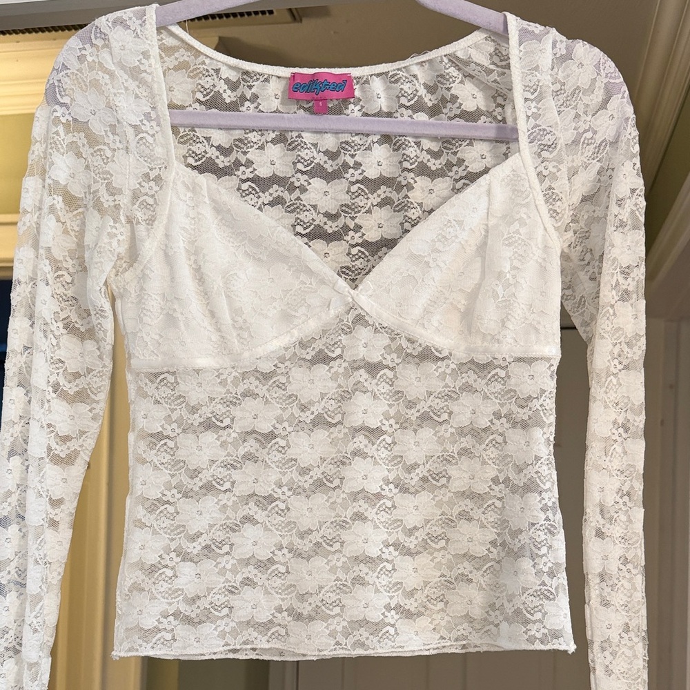 NWOT Edikted White Lace Long Sleeve Top